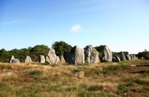 photo-plusieurs-menhir-le-celtique