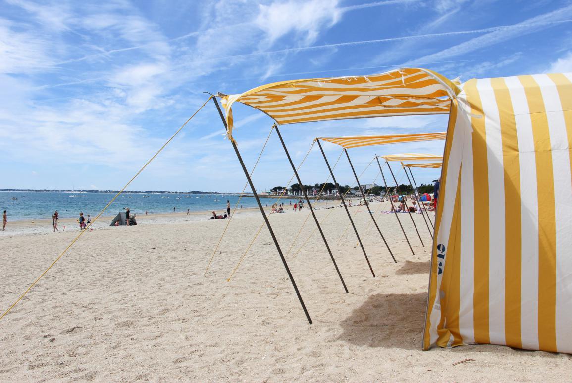 photo-tente-sur-la-plage-le-celtique