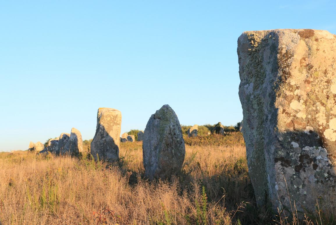 photo-alignement-carnac-le-celtique